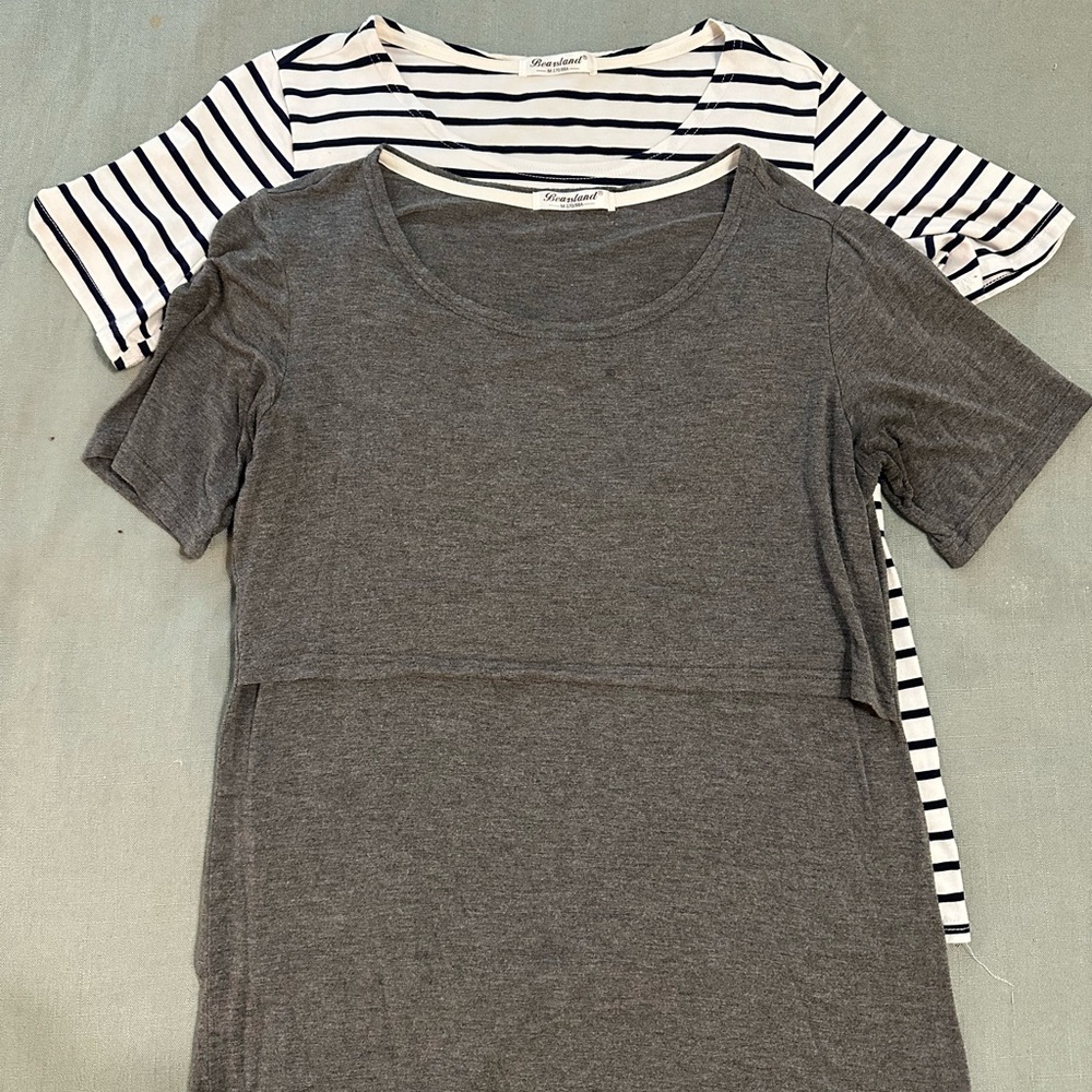 2 Bearsland Short Sleeve Nursing shirts